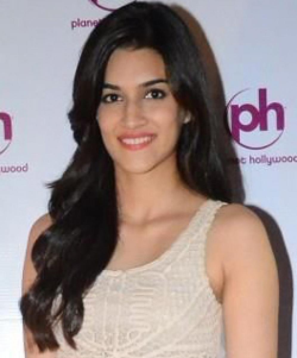 Kriti is yet to shoot with SRK and Kajol